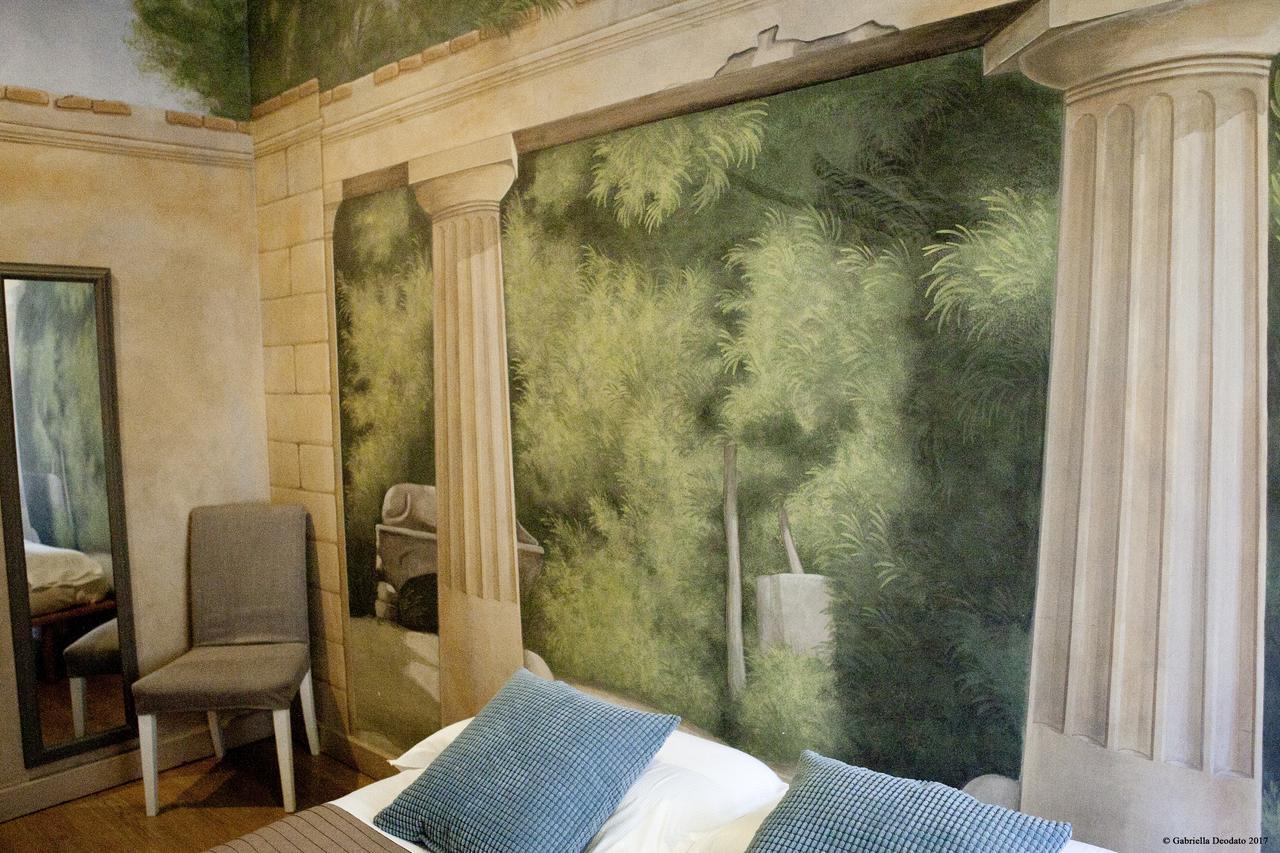 Small Double or Twin Room,665423142:JPEG